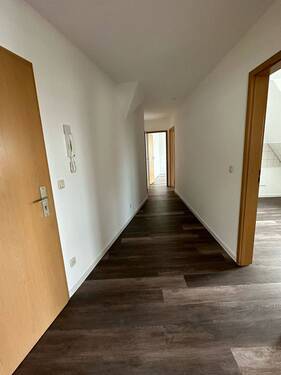 Beispiel DG Flur - Mehrfamilienhaus, Wohnhaus in Erfurt zum Kaufen