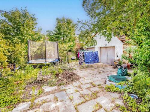 Doppelgarage Hinterhof - 