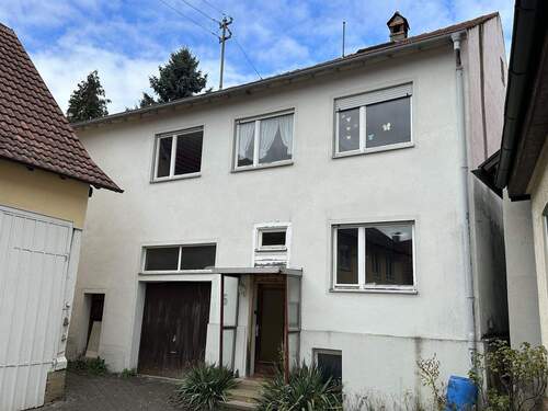 Außenansicht Eingangsseite - Einfamilienhaus mit 160,00 m² in Ofterdingen zum Kaufen