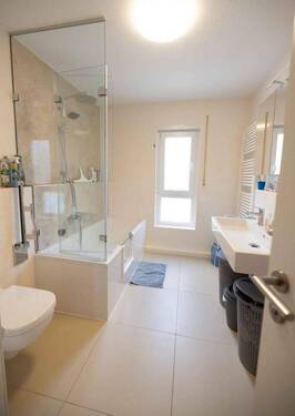 Tageslichtbad - Terrassenwohnung mit 96,00 m&sup2; in Schwaig zum Kaufen