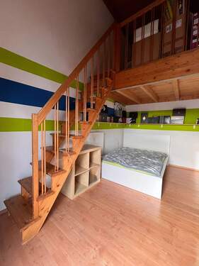 Aufgang Empore Kinderzimmer - 