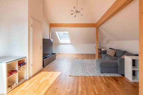 Studio im Dachgeschoss - 