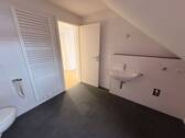 Tageslichtbad mit Wanne - 