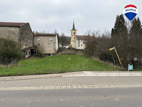 RE/MAX Immobilien DeLux - Schönes Baugrundstück in Mondorf