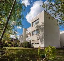 PROVISIONSFREI in Zehlendorf: Solide vermietete 2-Zimmer-Erdgeschoss-Wohnung mit Sonnenterrasse - Berlin