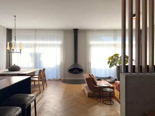 Wohnbereich - Stilvolles Einfamilienhaus mit Pool in Bestlage