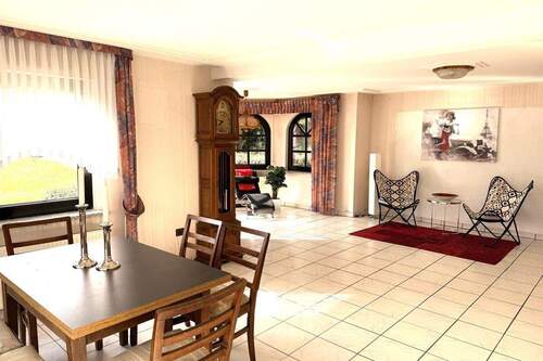 EG_Wohnzimmer - Einfamilienhaus mit 169,80 m&sup2; in Vettelschoß zum Kaufen