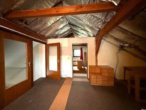 Dachboden vorbereitet zum Ausbau - 