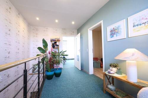 1. OG Diele - 9 Zimmer Reihenmittelhaus in Aschersleben