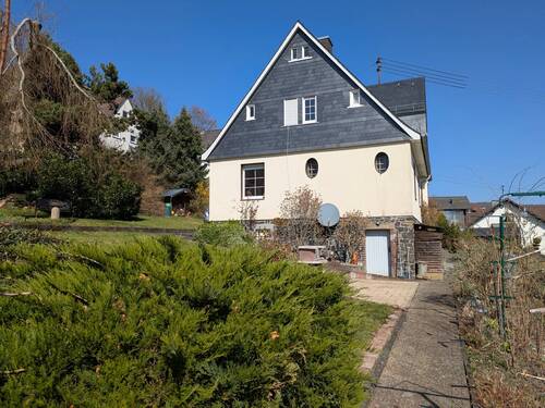 Ansicht Garten - 4 Zimmer Einfamilienhaus zum Kaufen in Niederdreisbach