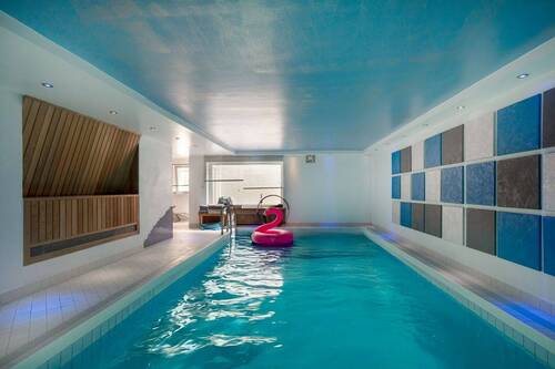 Erfrischung im Pool - 