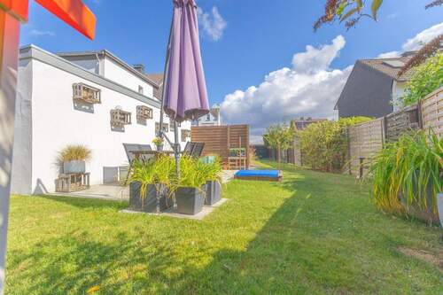 Haus & Gartenansicht - 