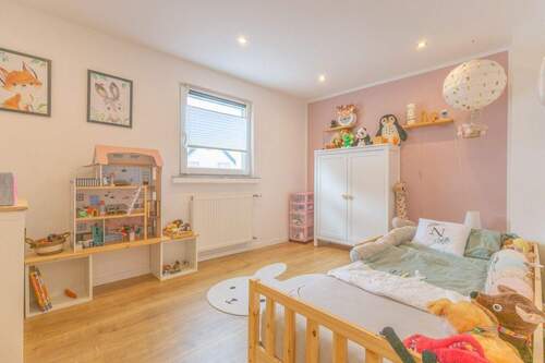 Kinderzimmer Wohnung im OG - 