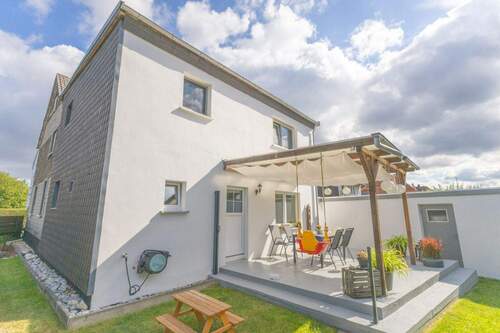 Haus & Gartenansicht - 