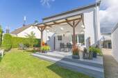 Haus & Gartenansicht - 