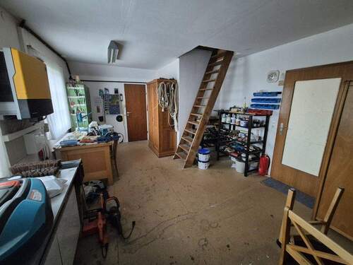 Werkstatt/ Ausbaureserve - 