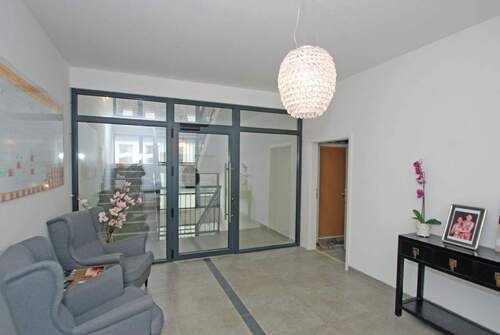 Beispiel Ausstattung Empfang 1.OG - 