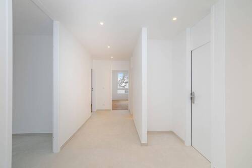 Flur 1 - 3 Zimmer Etagenwohnung in Neubiberg bei München