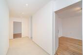 Flur 2 - Etagenwohnung mit 77,00 m&sup2; in Neubiberg bei München zum Kaufen