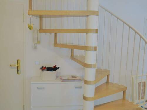 Treppe - Etagenwohnung mit 92,00 m² in Schwielowsee zum Kaufen