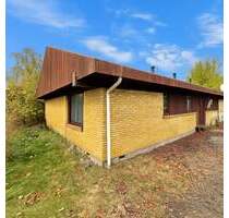 Ruhig wohnen, schnell angebunden - Haus mit Sanierungsbedarf in Tensbüttel-Röst