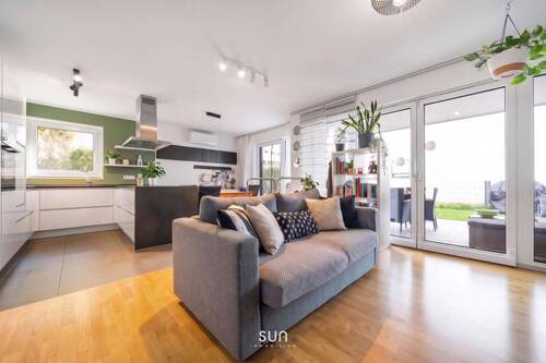 WOHNZIMMER - 4 Zimmer Etagenwohnung zum Kaufen in Wiesbaden