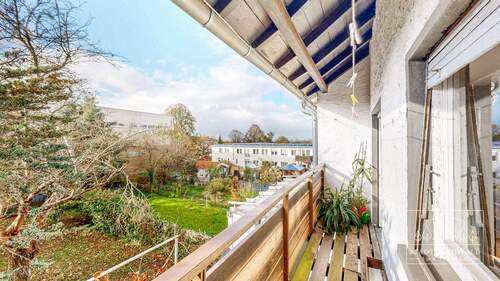 OG - Blick vom Balkon in den Garten - 