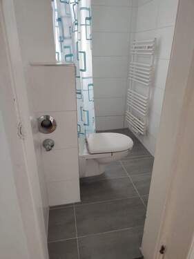 Badezimmer - Etagenwohnung mit 38,00 m&sup2; in Frankfurt am Main zur Miete