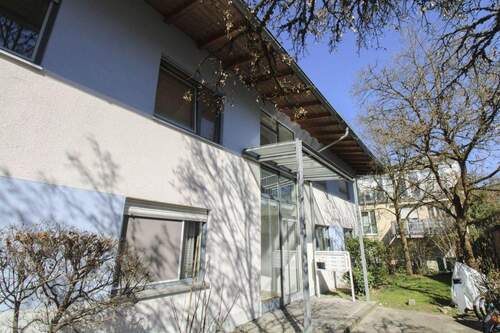 Außenansicht - Stilvoll Wohnen am Stadtrand - Top-gepflegte Maisonettewohnung