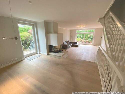 Essbereich mit Tür nach draußen - VERKAUFT ! Wir suchen dringend Objekte für unsere vorgemerkten Kunden !