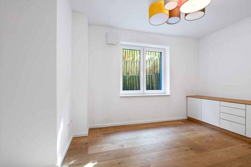 Zimmer/Büro - 