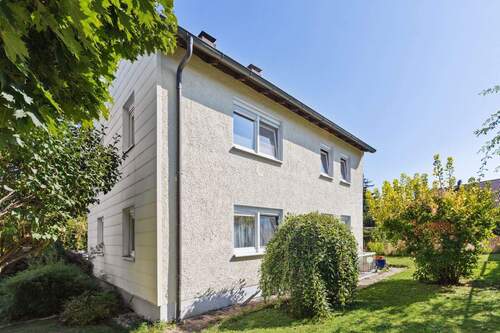 Seitenansicht - 5 Zimmer Mehrfamilienhaus, Wohnhaus in Bietigheim-Bissingen