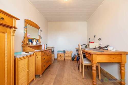 Hauptgebäude EG Arbeitszimmer - 