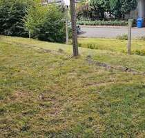 Bauplatz in dem idyllischen Ort Esthal.
