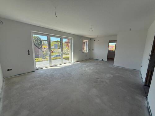 Wohnbereich - Etagenwohnung mit 83,70 m&sup2; in Oldenburg zur Miete