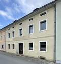 Straßenansicht - Kleines Stadthaus mit Geschichte