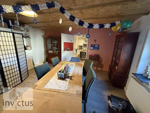 Esszimmer mit Zugang Küche - 