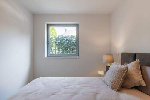 Schlafzimmer, Beispielbild - SEMI - FURNISHED - Teilmöblierte 2-Zimmer-Terrassenwohnung am Isarhochufer