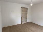 Zimmer 2 - 