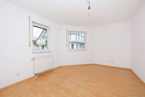 Kinder-/ Arbeitszimmer - 