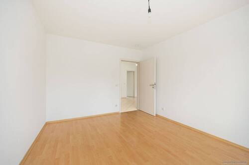 Gemütliches Schlafzimmer - Etagenwohnung mit 95,00 m&sup2; in Olching zum Kaufen