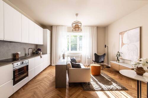 Wohnzimmer - 3 Zimmer Etagenwohnung zum Kaufen in Berlin