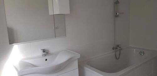 Badezimmer - Etagenwohnung mit 85,00 m² in Bischofswerda zur Miete