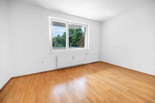 Schlafzimmer - 2 Zimmer Etagenwohnung zum Kaufen in Berlin