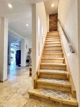 App. Nr. 1 EG Treppe zum DG - 