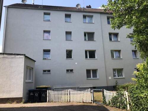 Rückansicht (1) - Sorgfältig bewirtschaftet. Technisch durchdacht. Nachhaltig modernisiert