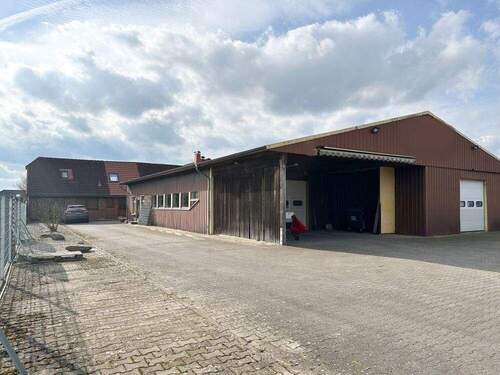 14311 LooseImmo Einfahrt - 1 Zimmer Mehrfamilienhaus, Wohnhaus zum Kaufen in Bad Schwartau