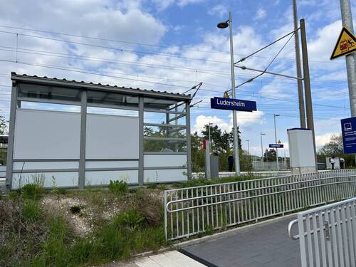 Praktisch mit S-Bahnhof - 