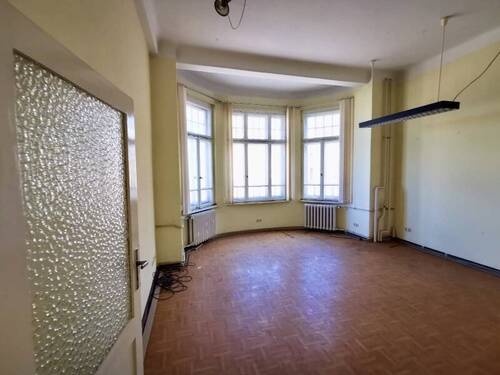 Zimmer - 1 Zimmer Mehrfamilienhaus, Wohnhaus zum Kaufen in Annaberg