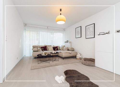 Wohnbereich - 3 Zimmer Etagenwohnung zum Kaufen in Augsburg